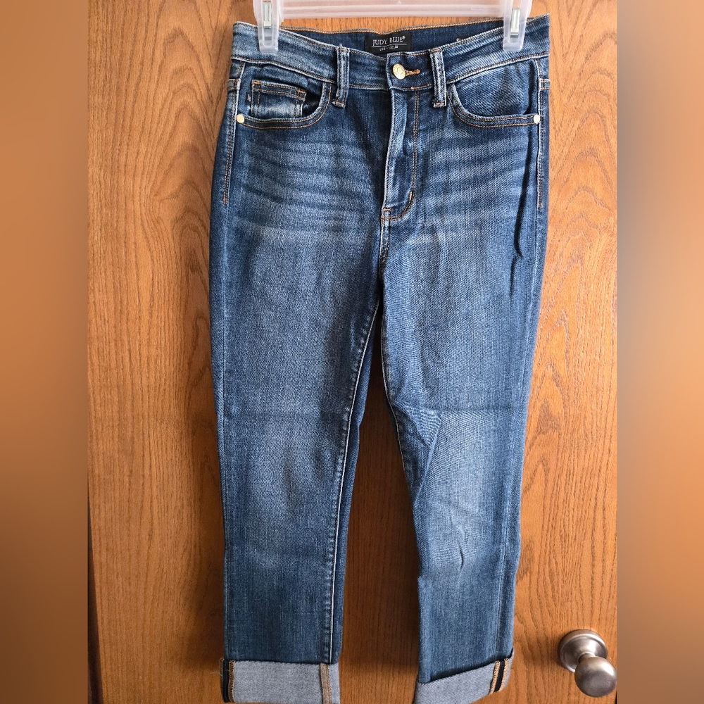 Judy Blue Size 5/27 Skinny Fit Capri